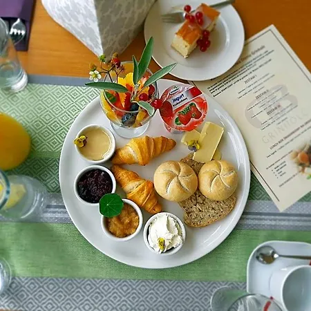 Couette-café Dom Grinholc 4*