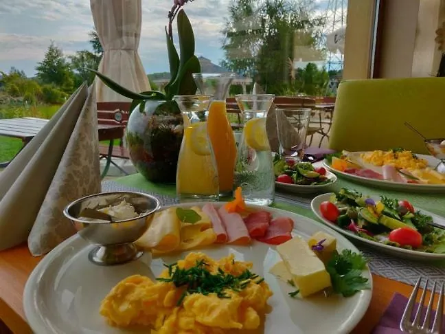 Nocleg ze śniadaniem Dom Grinholc 4*